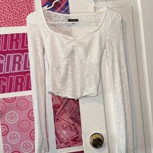 White Long sleeved crop top